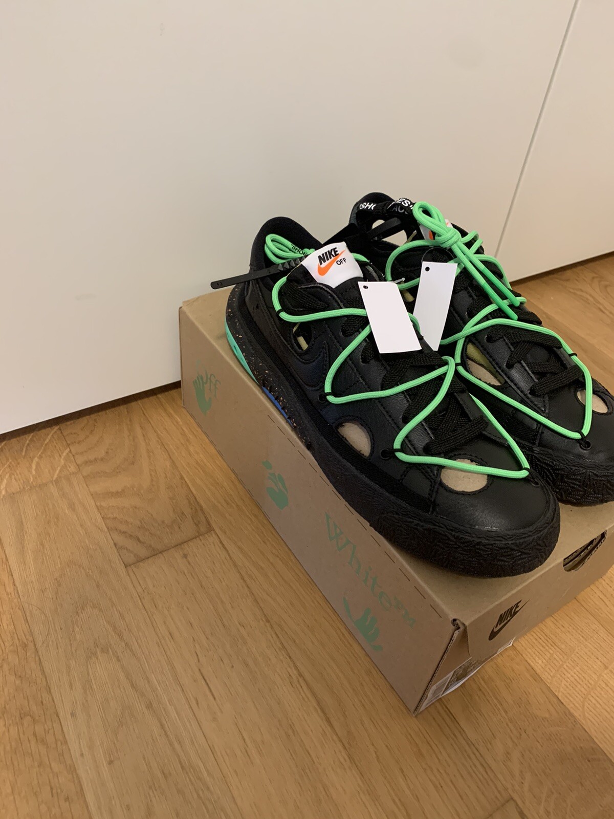 OFF WHITE X NIKE Nike x Off White Blazer Low '77