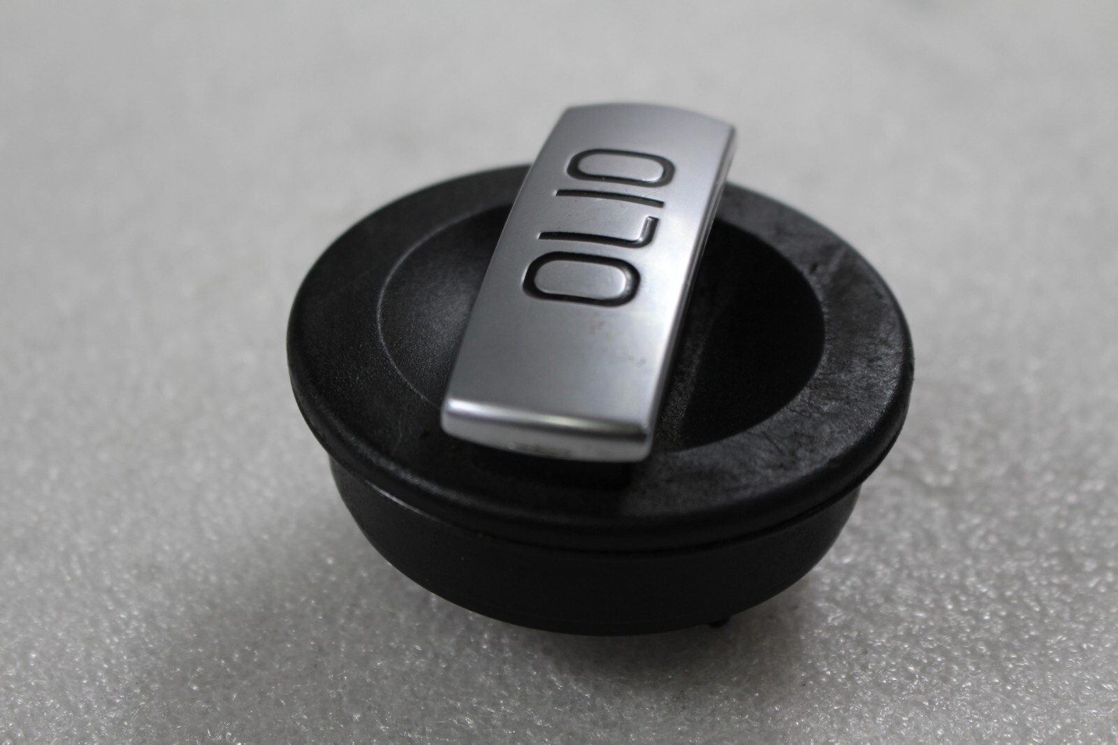 Lamborghini Huracan LP550, 560, Oil Filler Cap, Used, P/N 07L103485A