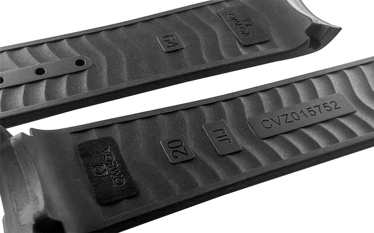 Saruwa2♡ Authentic NEW Omega Black 20mm Rubber Strap CVZ015752 42mm