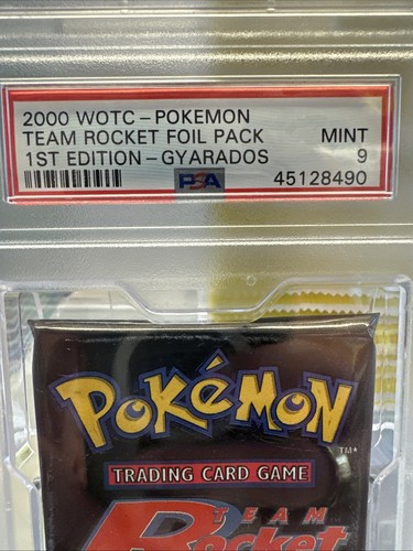 Pokemon Team Rocket 1st Edition Gyarados Art Authentic Sealed Booster Pack PSA 9 - Bild 2 von 4