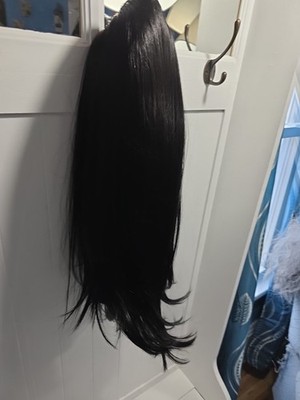 Style Icon New  Black  Medium Length Straight Layered Wig