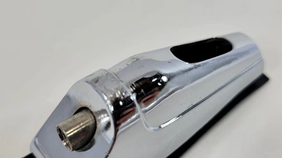 REMO Tom / Floor Tom Tambor Lug con varilla de tensión y tornillos de montaje Foto 4 de 4