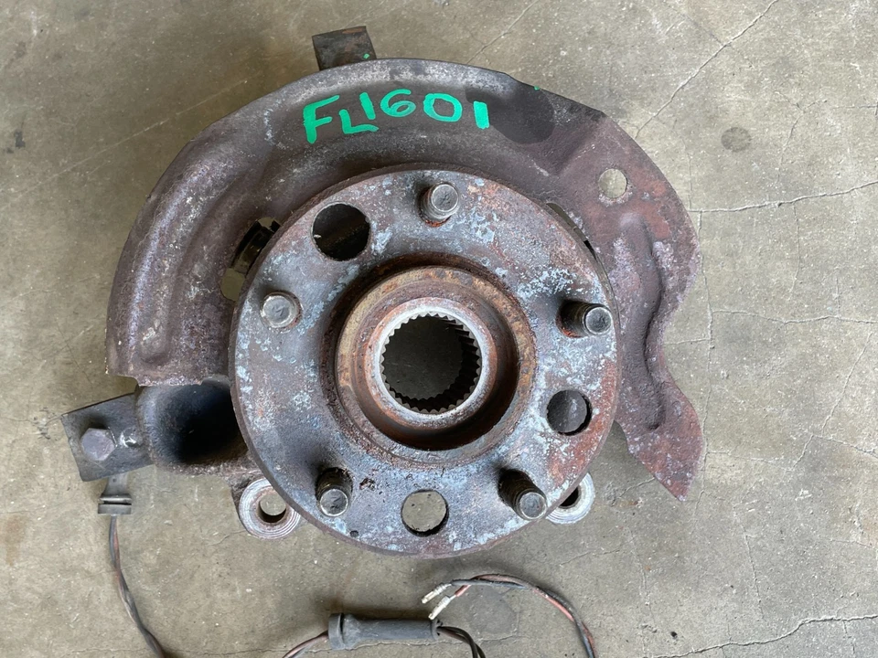 1987-1993 Cadillac Allante Front Left Driver Spindle Knuckle Hub FWD 1601 OEM - Image 2 of 4