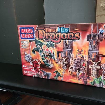 Mega Bloks 9889 PORTAL OF FIRE- Fire Ice Dragons. NiB
