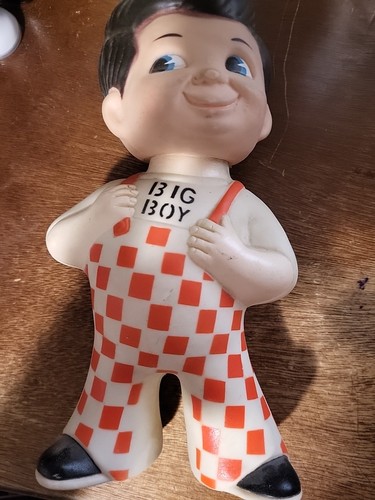 1973 Big Boy Restaurants of America 9" Plastic Big Boy Bank Toy Figure