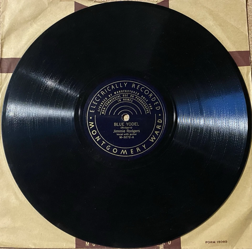 Jimmie Rodgers-Blue Yodel/Out On The Mountain Montgomery Ward M-3272 78 rpm in E - Image 4 of 4