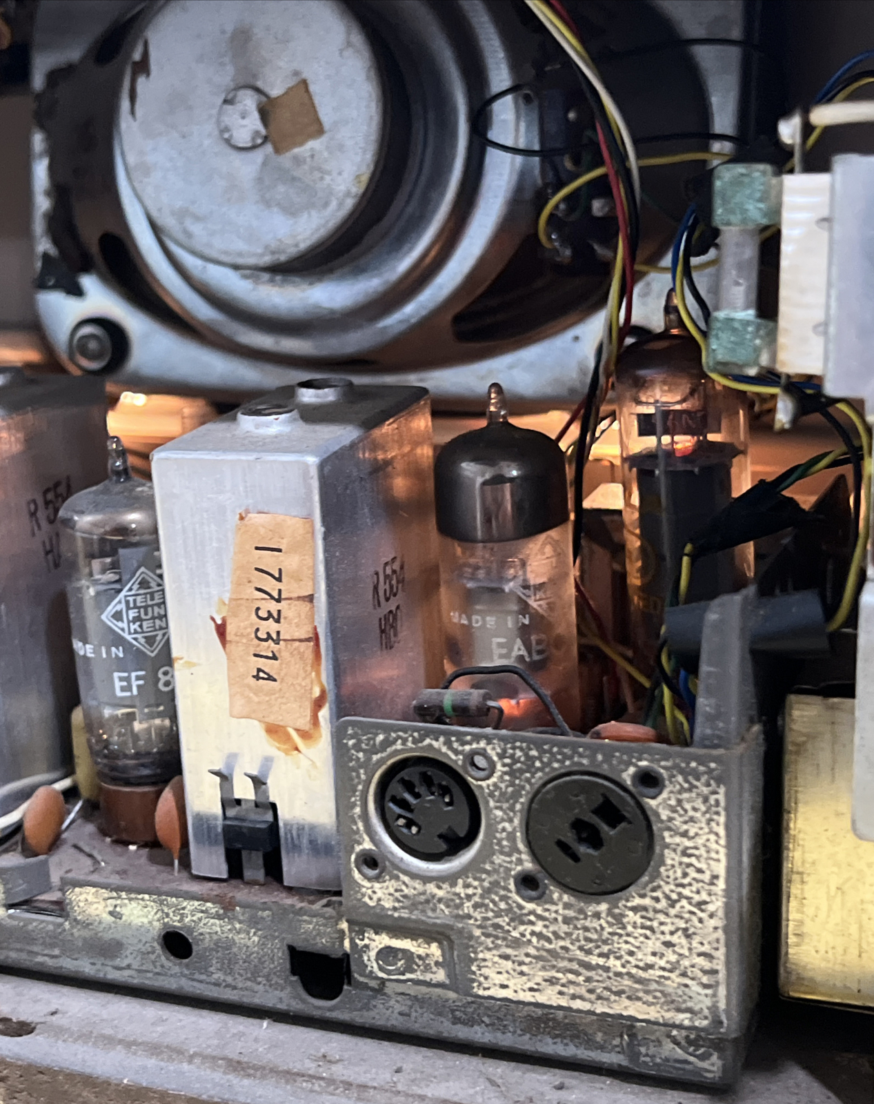 RARE Telefunken Jubilate 105 Tube Radio ** PLEASE READ DESCRIPTION