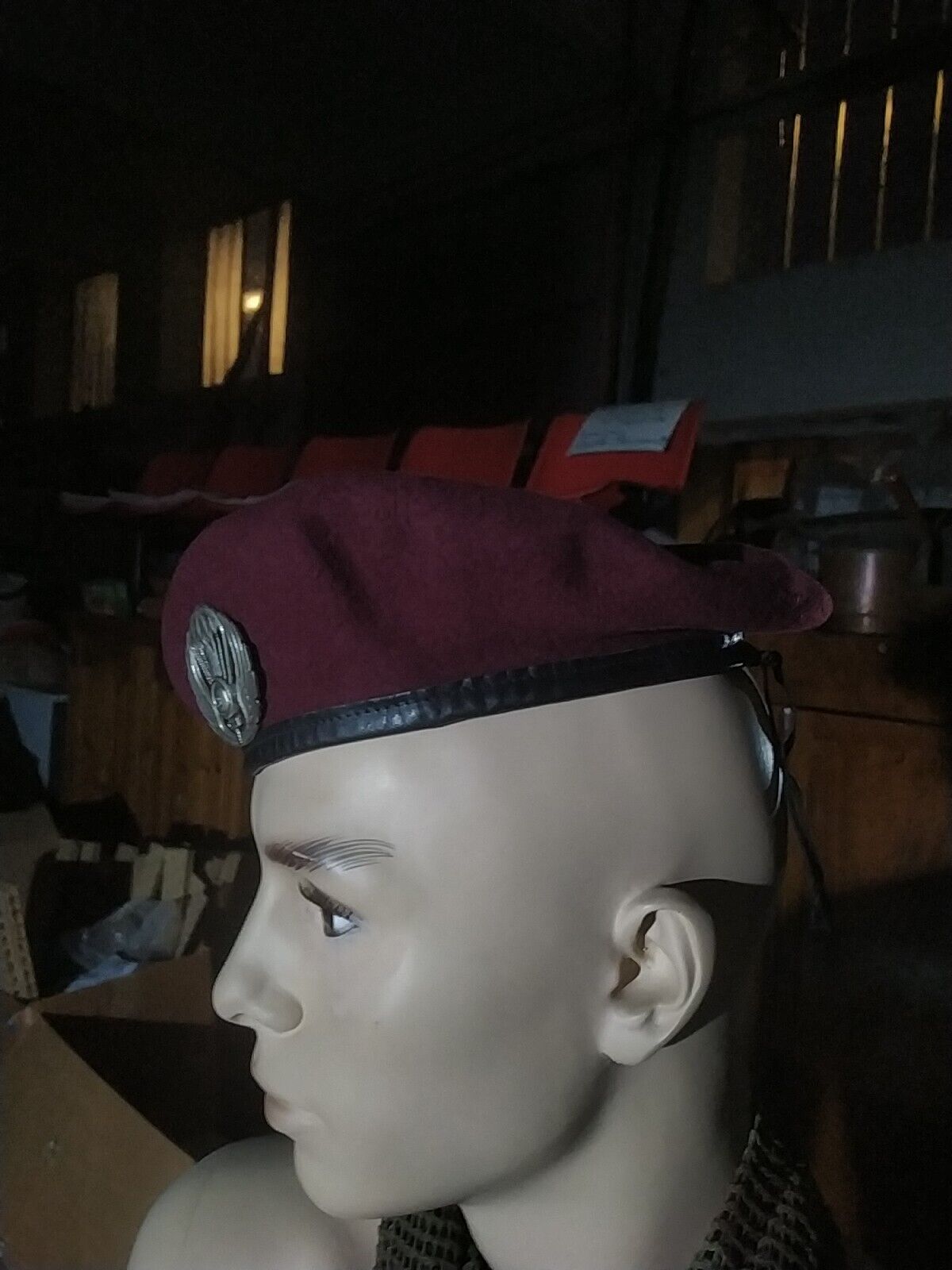 Foto 12 di 14