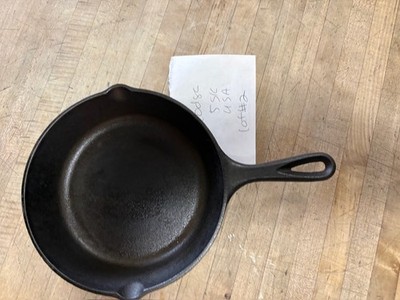 Lodge USA 5SK Cast Iron Frying Pan 8'' Double Spouts Lot #2 VGUC