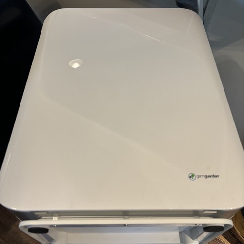 GermGuardian AC5900 Filtre HEPA et purificateur d'air UVC - Blanc cristal
