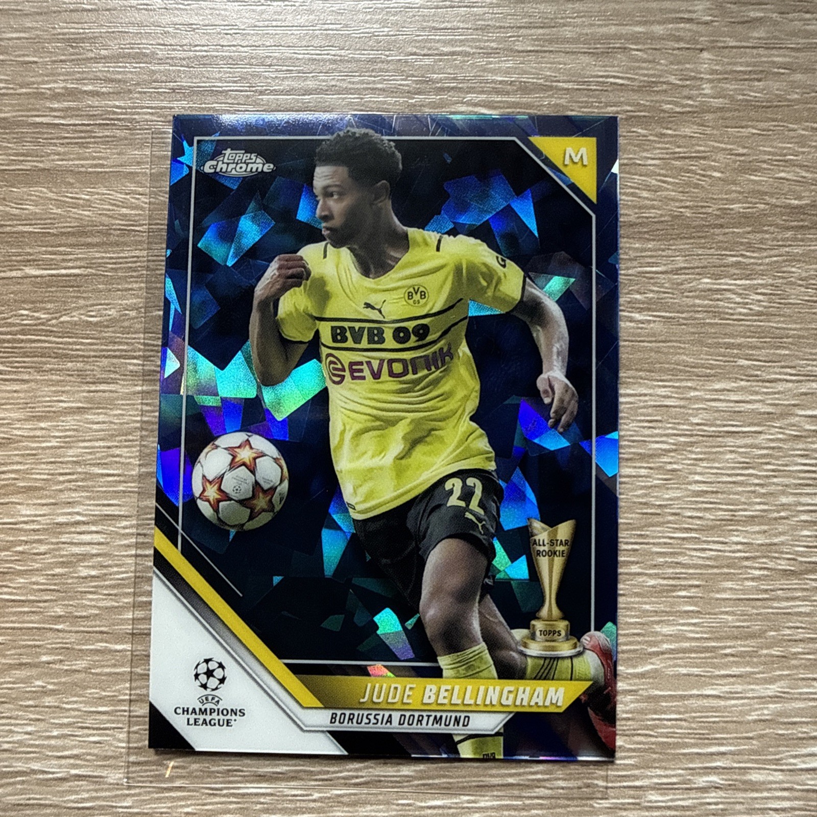 Jude Bellingham 2021-22 Topps Chrome UCL Sapphire Refractor #58 Blue