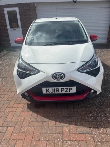 2019 Toyota Aygo, photograph 10