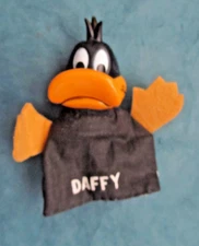 Vintage 1978 Warner Bros. Inc.  Daffy Duck finger puppet