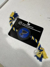 Pets First NHL Stl Blues Hockey Puck Toy Heavy-Duty Durable Rubber Dog Toy. NEW
