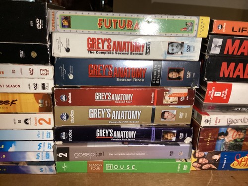 26 DVD Tv show Box Sets lot Mad men,eureka,scrubs,Babylon 5,Seinfeld and More - Picture 9 of 10