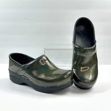 Dansko Shoes Womens 36 5.5-6 Nursing Clogs Prism Iridescent Green Patent Leather