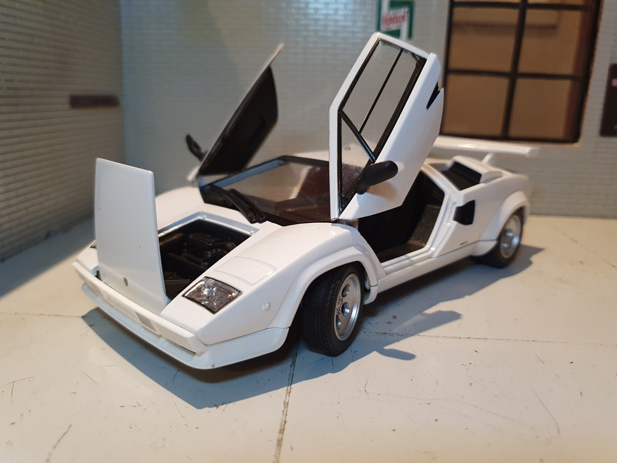 ミニカー Autoart Lamborghini Countach LP5000S 1/43 AUTOart LAMBORGHINI COUNTACH 5000 S 5000S - WHITE