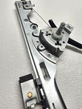 For 1999-2007 Chevrolet Gmc Manual Crank Window Regulator Front Right Silverado For 1999-2007 Chevrolet Gmc Manual Crank Window Regulator Front Right Silverado