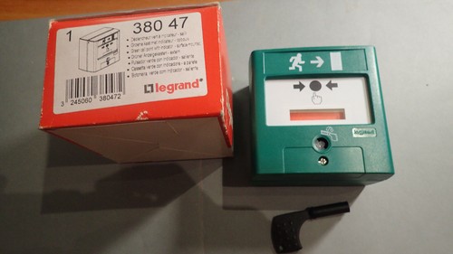 legrand-38047-d-clencheur-manuel-issue-de-secours-saillie