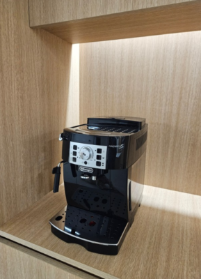 DeLonghi Magnifica S ECAM22.110.B Espresso Coffee Maker Machine AC