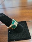Gold Tone Green & Clear Crystal Ring Size 9 Missing Stone — photo 3