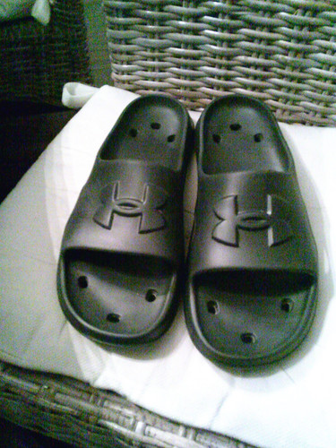 Mens Under Armour Locker V  Slides - size 13