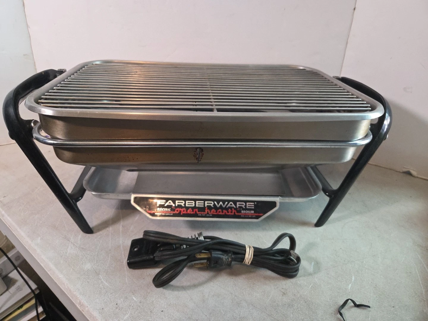 Farberware Open Hearth Electric Broiler Grill Works Model 450-A - Tested Works