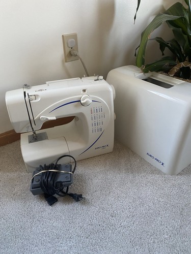 Euro Pro X Nähmaschine Modell 334XH - Bild 1 von 12