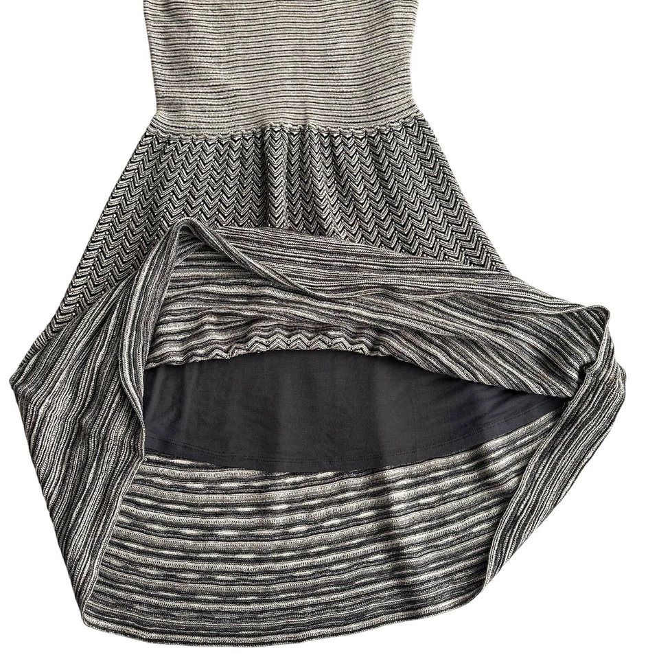 Knitted & Knotted Anthro Textured Metallic Sleeveless Silver Sweater Dress L - Image 3 of 4