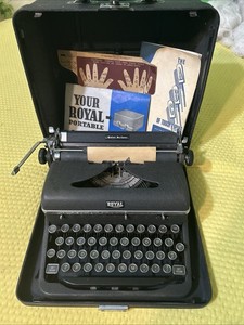 Royal Aristocrat Typewriter | eBay