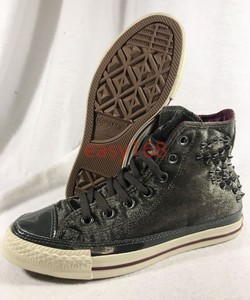 converse with spikes