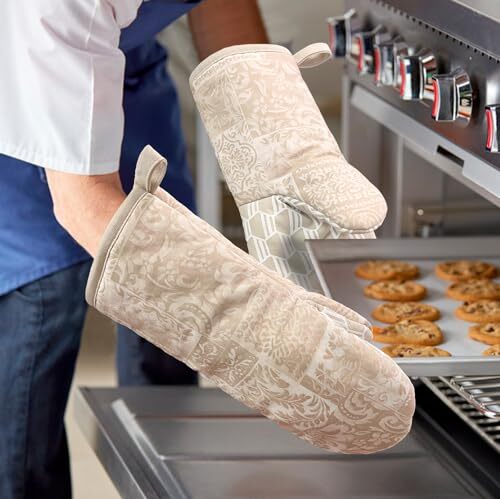 Thumb Heat and Slip Resistant Silicone Kitchen Mittens 2-Pack Oven Mitts Khaki - Picture 2 of 7