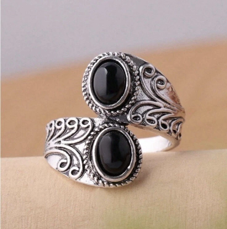 Anillo bypass de plata de ónix negro talla 7 Foto 3 de 4