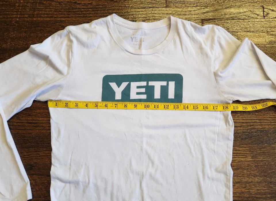 YETI Mens T Shirt Size Small White Long Sleeve Blue Short Sleeve Logo Lot of 2 - Imagem 4 de 4