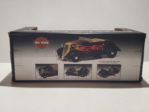 Harley Davidson 1933 Ford Deluxe Roadster Street Rod 1:24 Scale Coin Bank Car - Picture 4 of 6