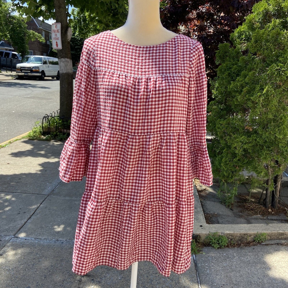 fitted lace wedding dress Red Gingham Shirt – MIBONBóN main image 1