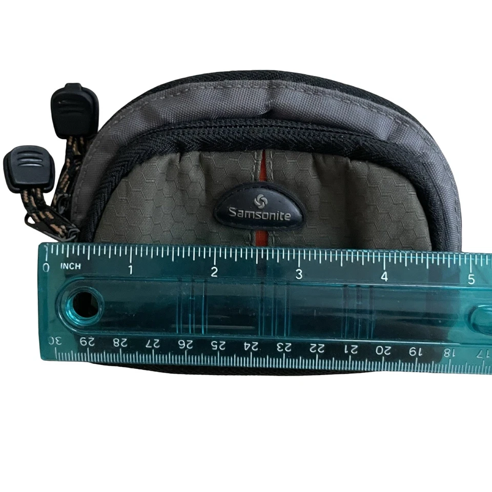 Samsonite Small Camera Pouch 2 zipper pockets hook & loop wide belt loop - Image 2 of 4