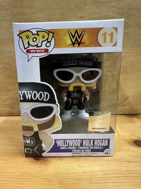 Funko Pop WWE - Hollywood Hulk Hogan #11 WWE 2k15 Vaulted 