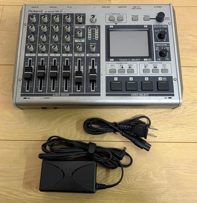 Roland VR-3 AV Mixer Video Audio Switcher testé avec adaptateur secteur Japon - Photo 1/4