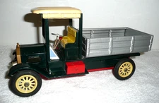 VTG 1960s QUALITY TOYS SSS OLD TIMER CARRY ALL FRICTON POWERED TIN TRUCK JAPAN