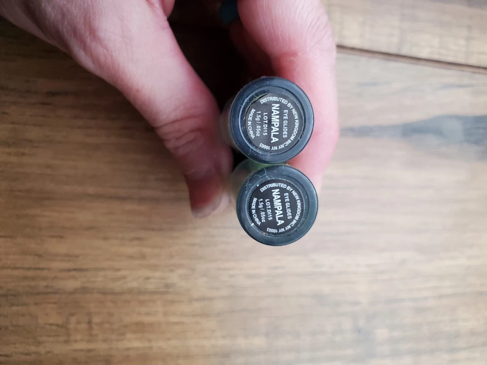 Sue Devitt Eye Glides Roller Ball Eye Shadow. NAMPALA - Lot of 2 - Image 2 of 2