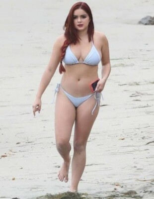 Ariel Winter   Hot Sexy  8x10 Celebrity Photo Photograph  59936...