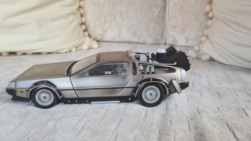 back to the future delorean 1:18 Die-Cast Auto, Sammlergeschenk - Bild 15 von 17