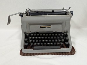 Underwood Golden Touch Typewriter | eBay