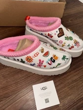 New UGG Tazz Pop Sketch Women’s Platform - Humberto Cruz. Sz 9