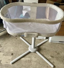 Halo Bassinet Swivel Sleeper Bed Side Bassinet 