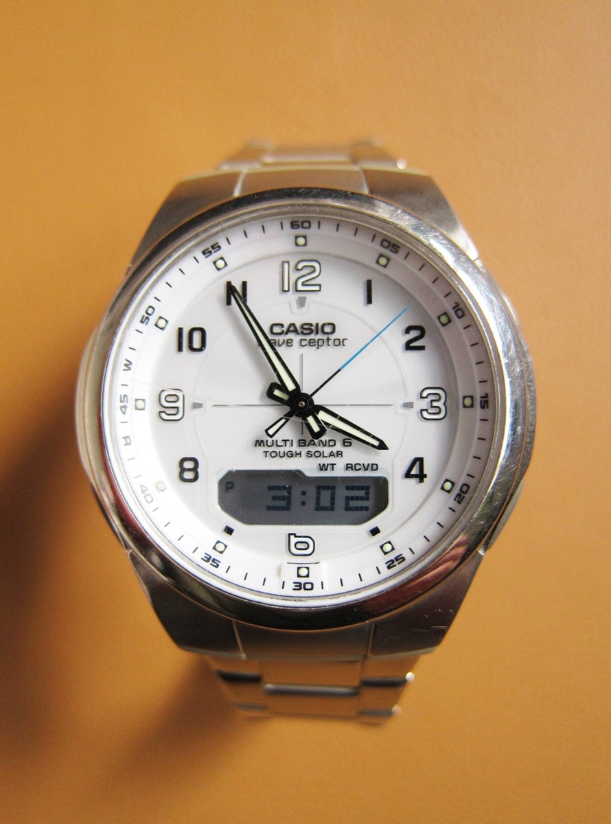 CASIO [5161] WVA-M600 Digi-Ana Wave-Ceptor Solar Powered Watch