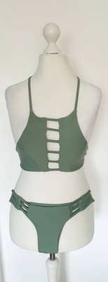 Bikini grün oliv Cut Out Streifen Größe S eher XS  neu