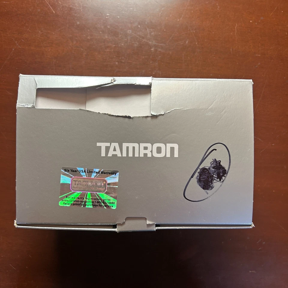 Tamron SP 70-300mm F/4-5.6 Di USD Telephoto Zoom Lens for Sony with Hood Box New - Image 3 of 4