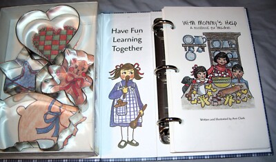 NEW With Mommy's Help Cookbook for Children w/ Cookie Cutters Ann Clark UNUSED